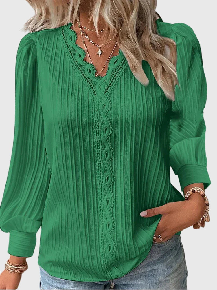 Andrea | Elegant Pullover Blouse