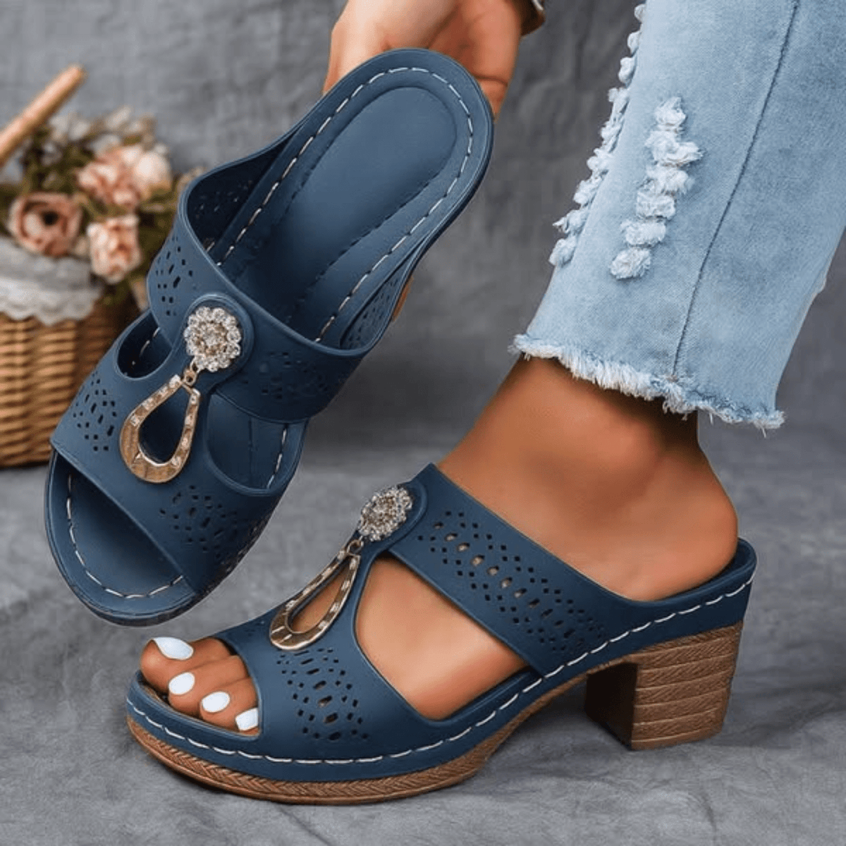 Nora - Orthopedic Sandals
