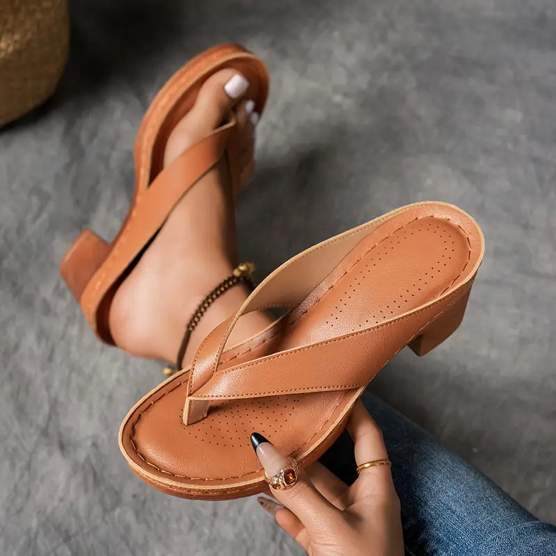 Yasmin - Elegant Relaxed Sandals